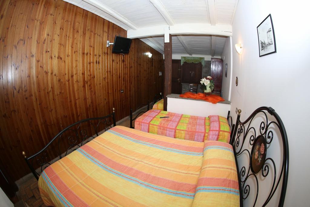 Agriturismo Monte Due Torri Genzano di Roma Kültér fotó